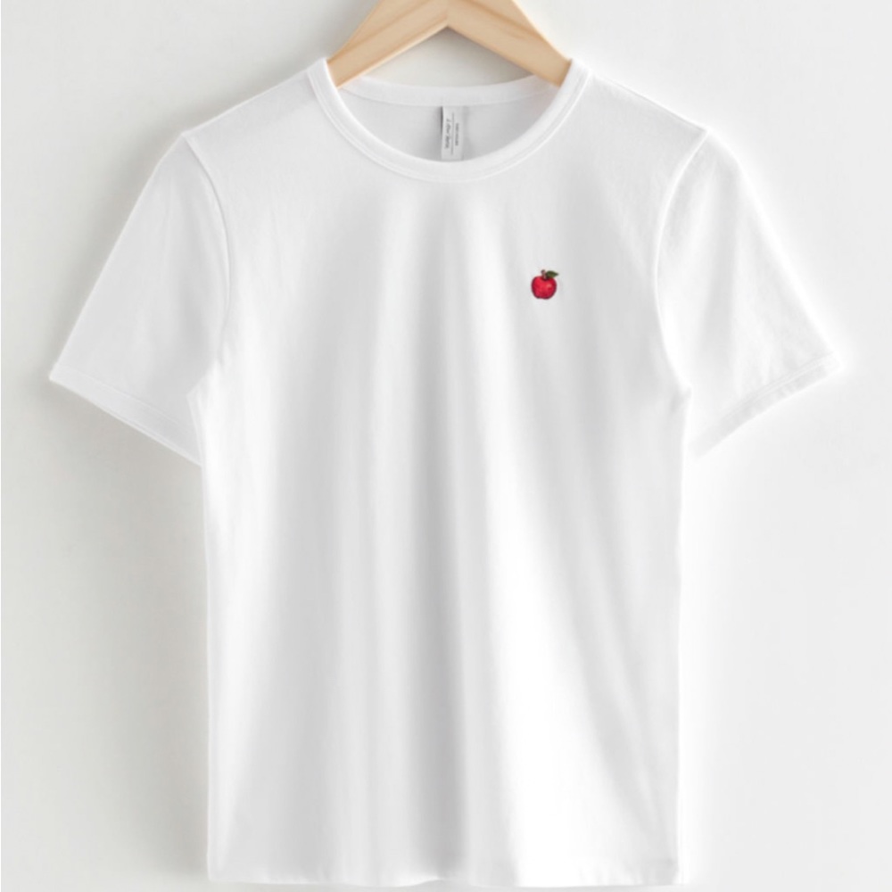 White cotton T-shirt with embroidered apple, size small, NWT